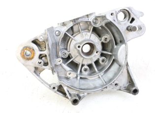 CARTER MOTEUR DROIT