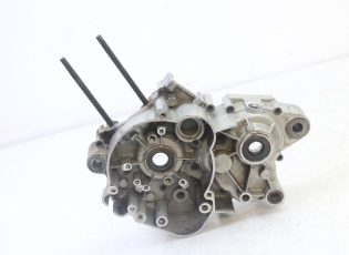 CARTER MOTEUR GAUCHE