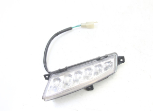 CLIGNOTANT AVANT DROIT