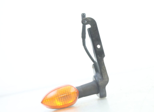 CLIGNOTANT AVANT DROIT