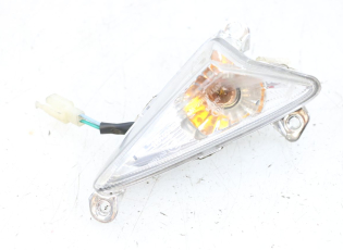 CLIGNOTANT AVANT DROIT