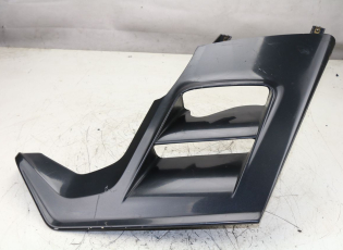 FLANC LATERAL AVANT GAUCHE