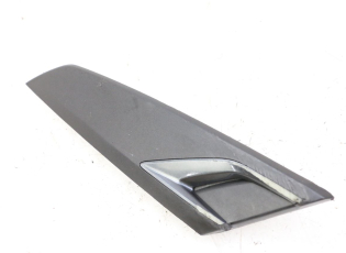 FLANC LATERAL AVANT GAUCHE