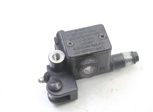 MAITRE CYLINDRE AVANT