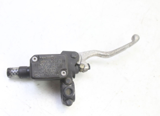 MAITRE CYLINDRE AVANT