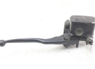 MAITRE CYLINDRE AVANT