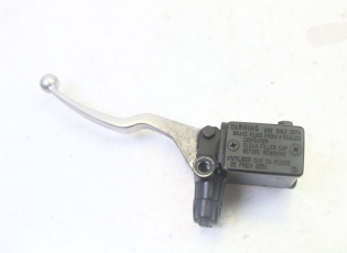 MAITRE CYLINDRE FREIN ARRIERE