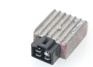 REGULATEUR CHARGE