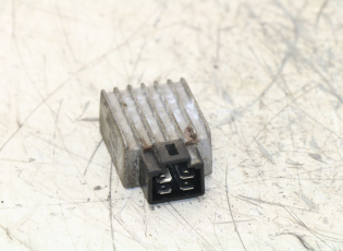 REGULATEUR CHARGE