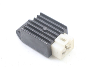 REGULATEUR CHARGE