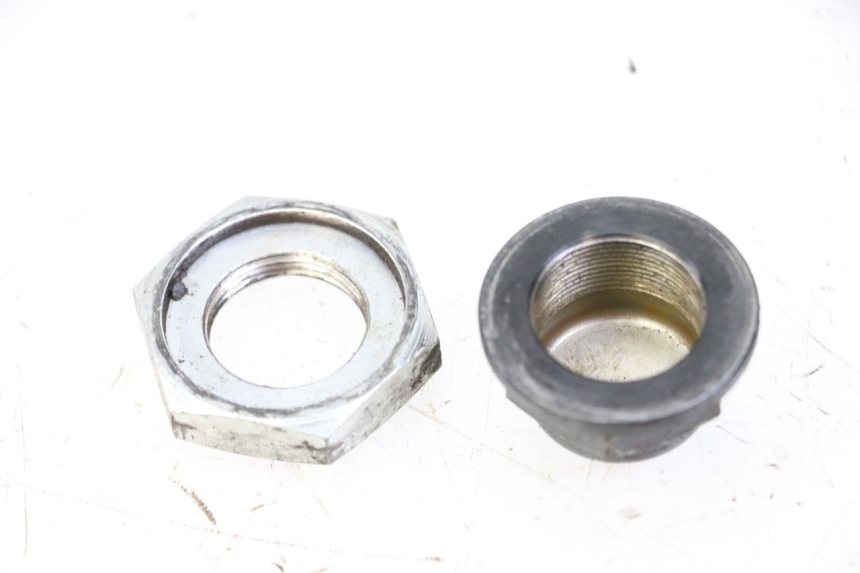 photo de ÉCROU TÉ FOURCHE YAMAHA FJ 36Y 1100 (1984 - 1985)