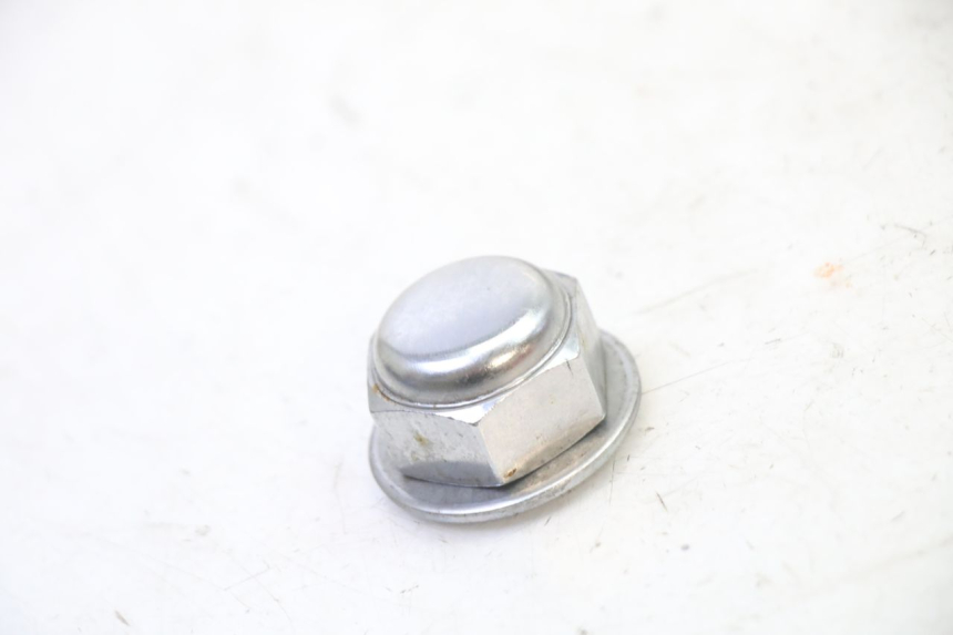 photo de ÉCROU TÉ FOURCHE YAMAHA FZ6 FAZER S2 600 (2007 - 2011)