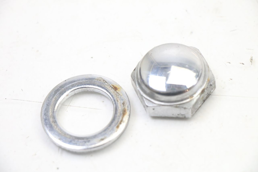 photo de ÉCROU TÉ FOURCHE KAWASAKI ZR7 ZR-7 S 750 (1999 - 2004)