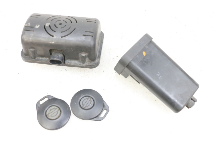 photo de ALARME HARLEY DAVIDSON SPORTSTER XL CUSTOM 883 (1999 - 2006) - Vue rapprochée