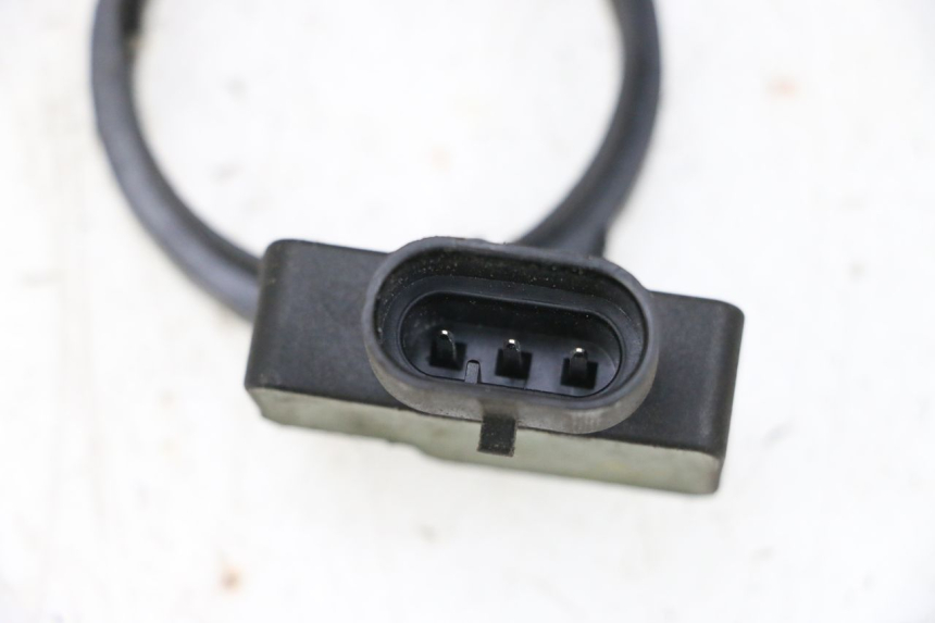 photo de ANTENNE TRANSPONDEUR PIAGGIO MP3 LT 400 (2007 - 2012) - Zoom état d’usage