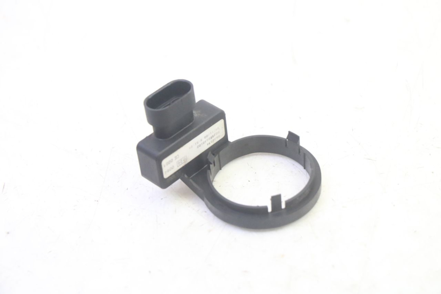 photo de ANTENNE TRANSPONDEUR PIAGGIO MP3 RL 250 (2007 - 2010) - Vue principale