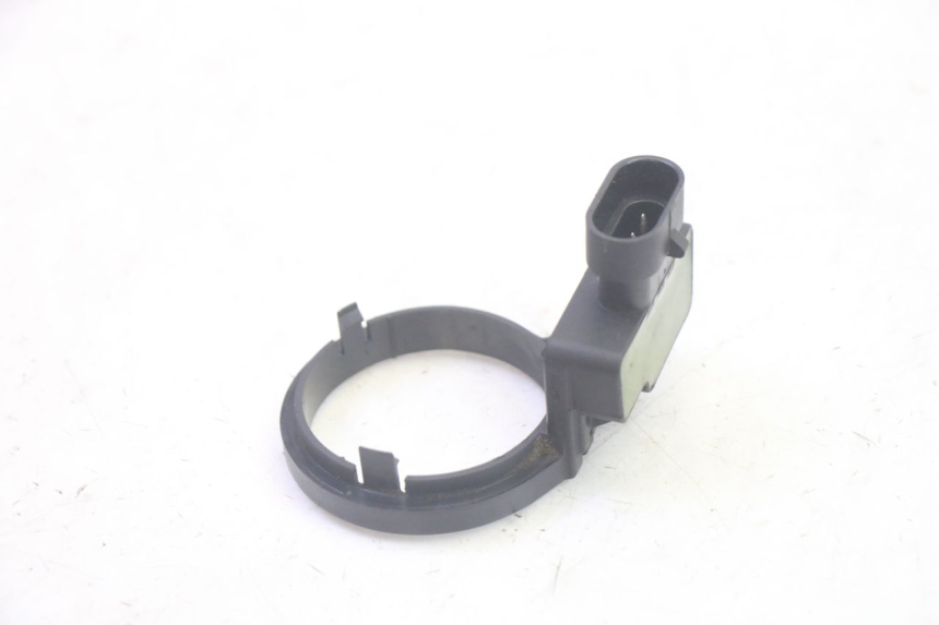 photo de ANTENNE TRANSPONDEUR PIAGGIO MP3 RL 250 (2007 - 2010) - Autre angle de vue