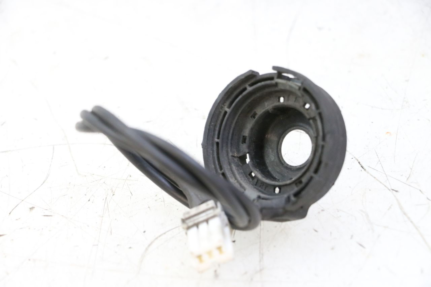 photo de ANTENNE TRANSPONDEUR PEUGEOT SATELIS 125 (2013 - 2018)