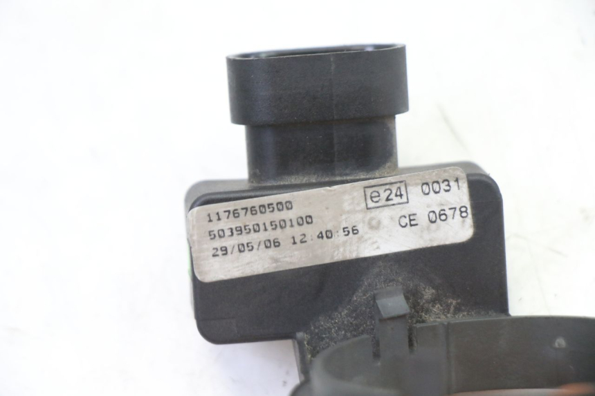 photo de ANTENNE TRANSPONDEUR PEUGEOT SATELIS 250 (2006 - 2012)