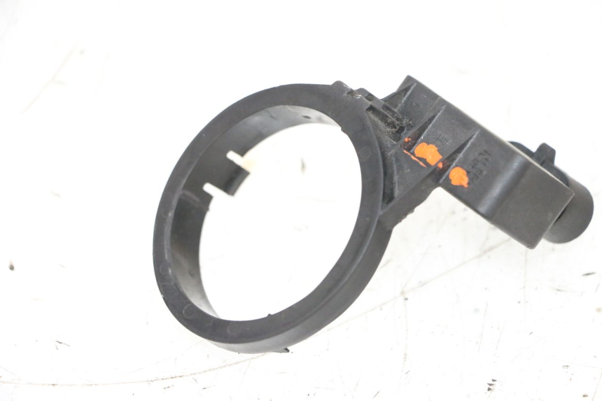 photo de ANTENNE TRANSPONDEUR PIAGGIO VESPA GTS SUPER IE 125 (2009 - 2016) - Gros plan technique