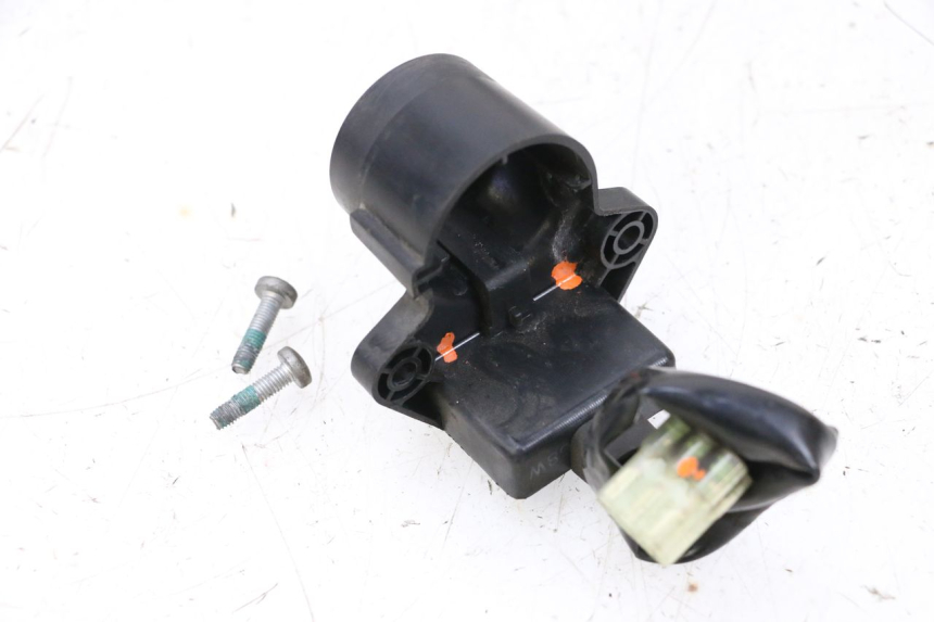 photo de ANTENNE TRANSPONDEUR YAMAHA XMAX X-MAX 125 (2006 - 2009) - Zoom état d’usage