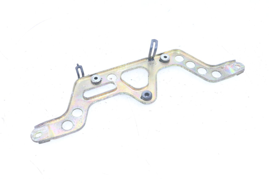 photo de ARAIGNEE COMPTEUR KAWASAKI GPX R WARBIRD 600 (1988 - 1993) - Détail de la pièce