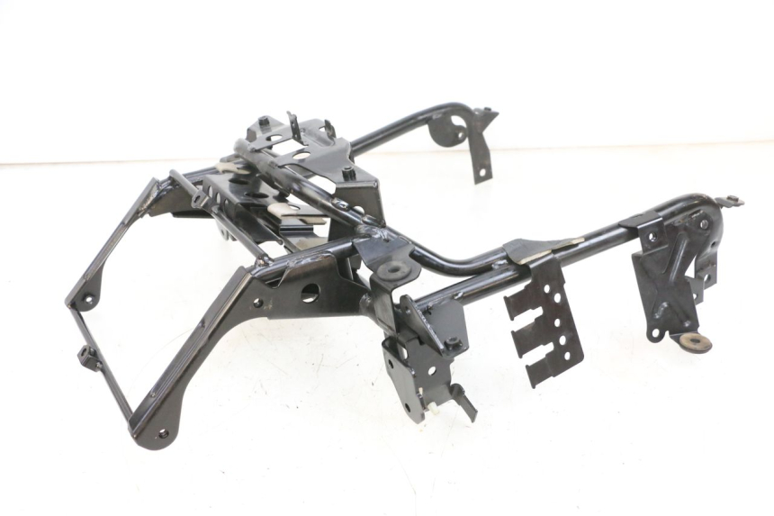 photo de ARAIGNEE FACE AVANT SUZUKI BURGMAN 650 (2013 - 2020)