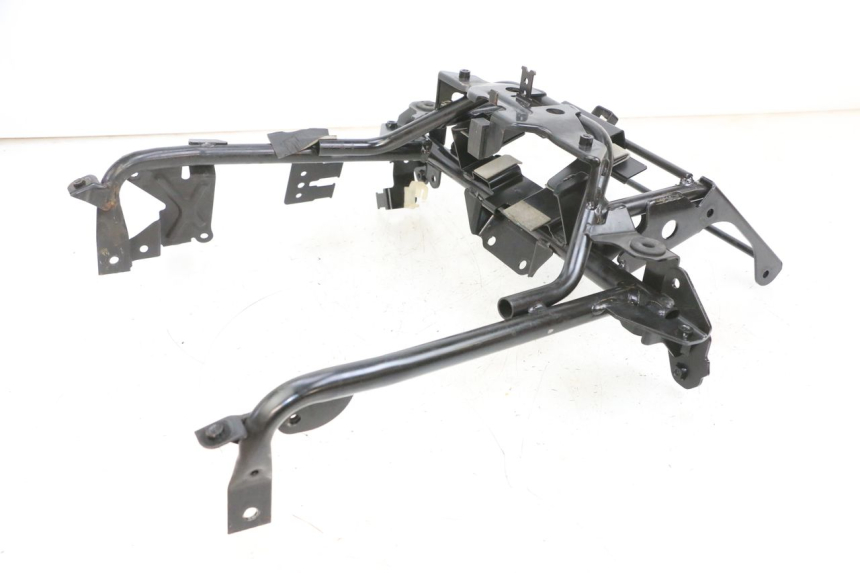 photo de ARAIGNEE FACE AVANT SUZUKI BURGMAN 650 (2013 - 2020)