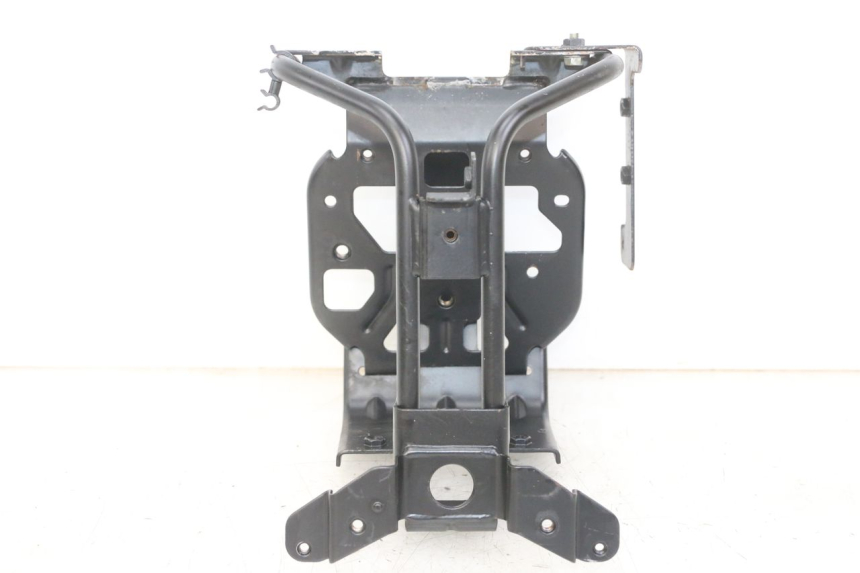 photo de ARAIGNEE FACE AVANT PEUGEOT SATELIS 125 (2013 - 2018)