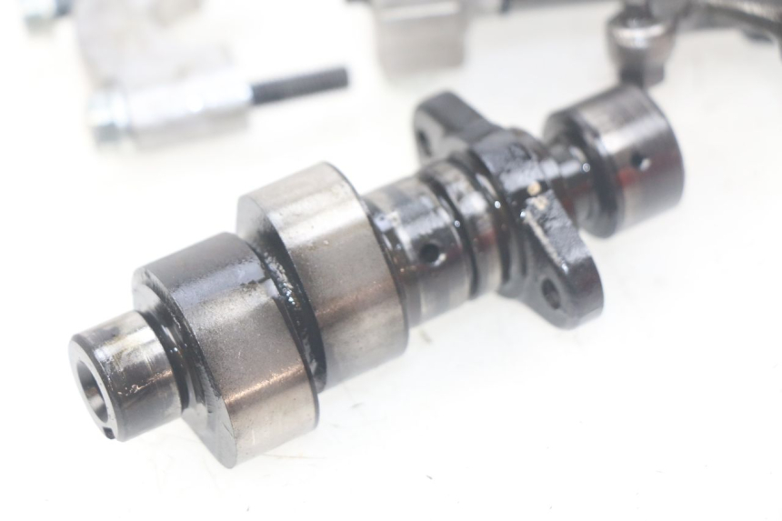 photo de ARBRE A CAMES SUZUKI BURGMAN 125 (2007 - 2014)