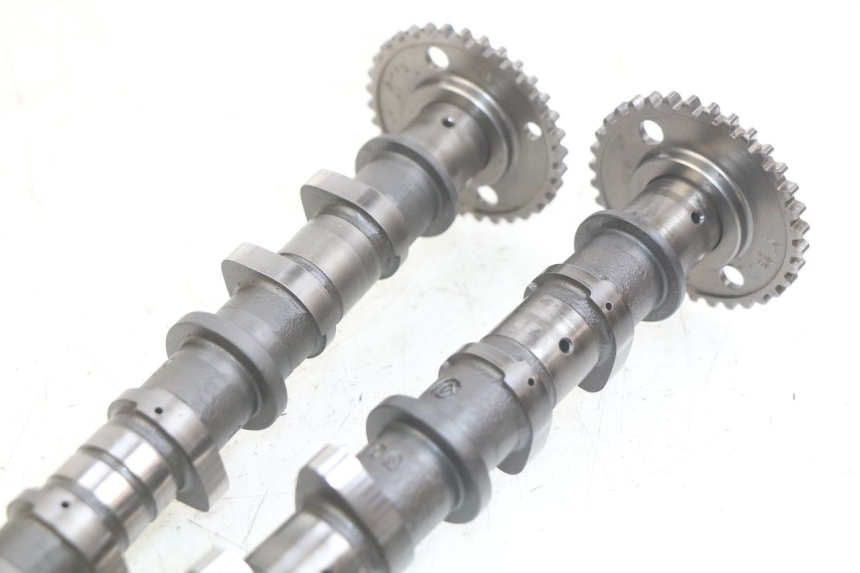 photo de ARBRE A CAMES SUZUKI BURGMAN 650 (2002 - 2004)
