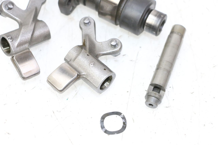 photo de ARBRE A CAMES SUZUKI BURGMAN 125 (2007 - 2014)