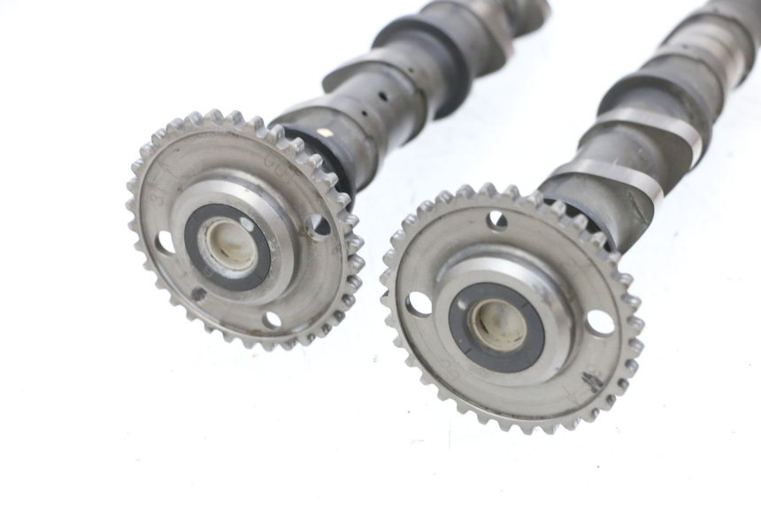 photo de ARBRE A CAMES SUZUKI BURGMAN EXECUTIVE ABS 650 (2006 - 2012) - Inspection visuelle