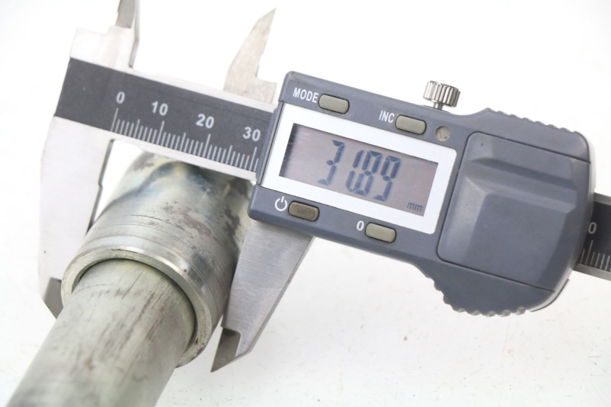 photo de AXE BRAS OSCILLANT HONDA CBR 929 RR FIREBLADE 900 (2000 - 2001)