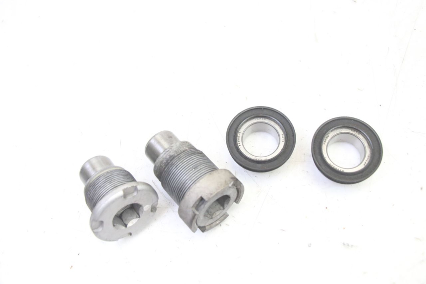 photo de AXE BRAS OSCILLANT HONDA ST PAN EUROPEAN 1300 (2002 - 2013)