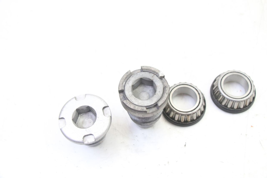 photo de AXE BRAS OSCILLANT HONDA ST PAN EUROPEAN 1300 (2002 - 2013)