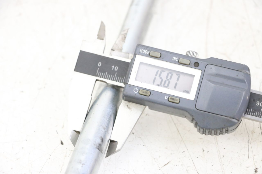 photo de AXE BRAS OSCILLANT YAMAHA TDR DELTABOX 125 (1993 - 2003)