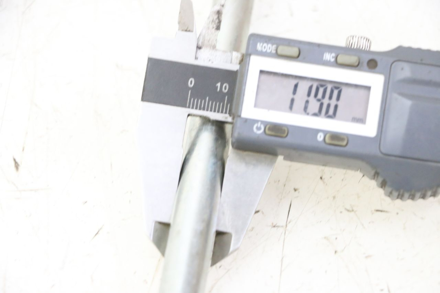 photo de AXE BRAS OSCILLANT YAMAHA YZ 85 (2022 - 2025)