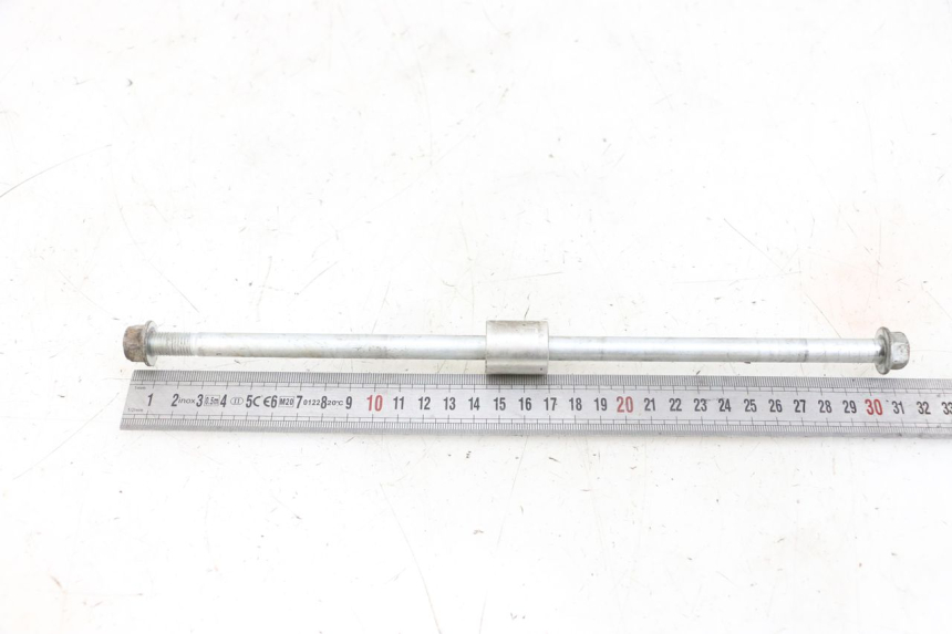 photo de AXE MOTEUR SUZUKI BURGMAN 650 (2013 - 2020)