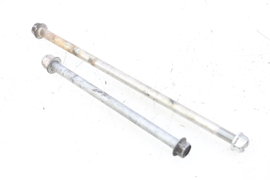 photo de AXE MOTEUR SUZUKI GSR 750 (2011 - 2017)