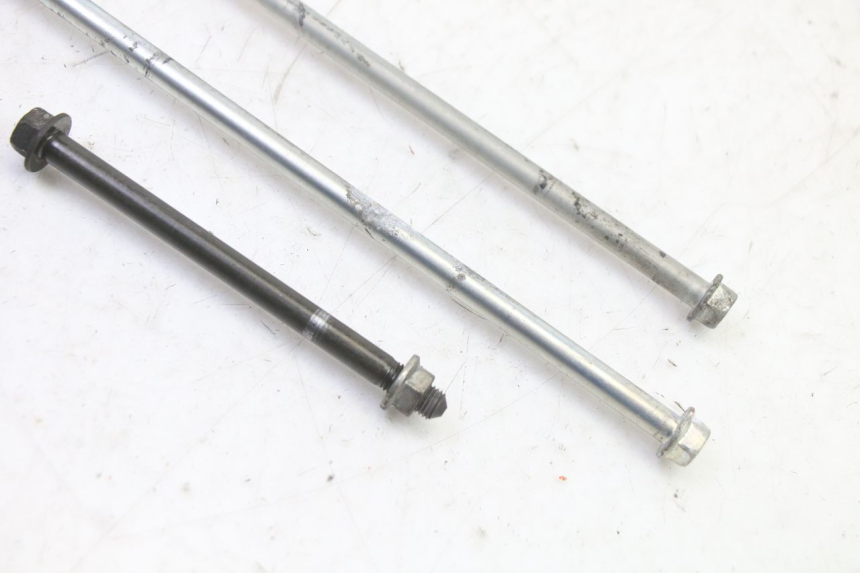 photo de AXE MOTEUR HONDA NTV DEAUVILLE 650 (2001 - 2006)