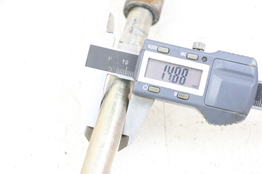 photo de Essieu arrière HYOSUNG GV AQUILA 125 (2000 - 2004)