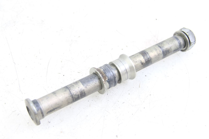 photo de AXE ROUE ARRIERE HONDA CRF 250 (2010 - 2013)