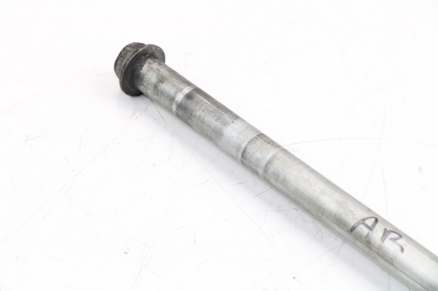 photo de AXE ROUE ARRIERE YAMAHA FZX FAZER 750 (1987 - 1998)
