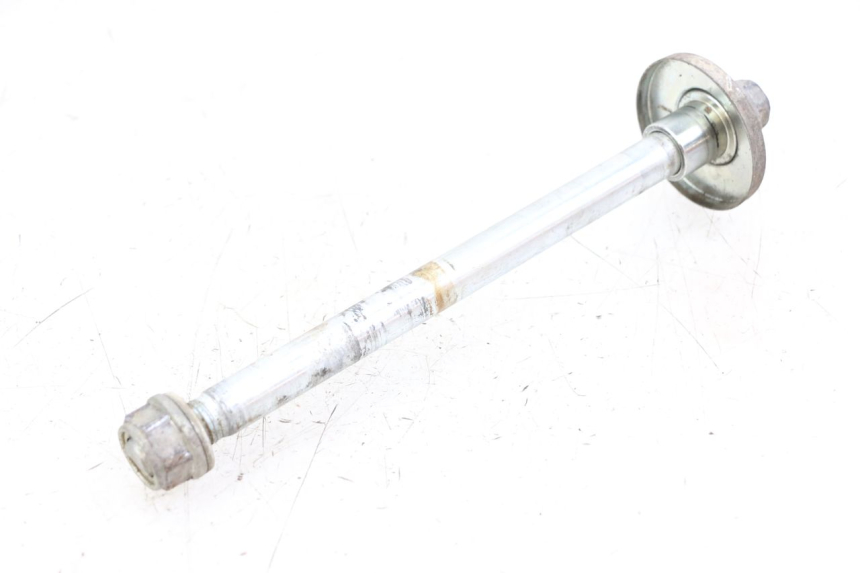 photo de AXE ROUE ARRIERE KYMCO STRYKER OFF ROAD 125 (1999 - 2005)