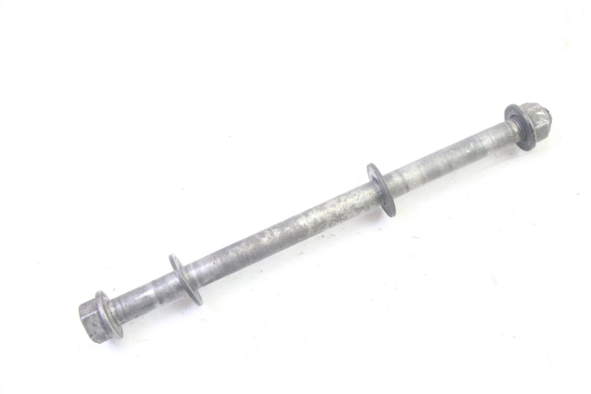 photo de AXE ROUE ARRIERE YAMAHA TTR 125 (2000 - 2020) - Vue principale
