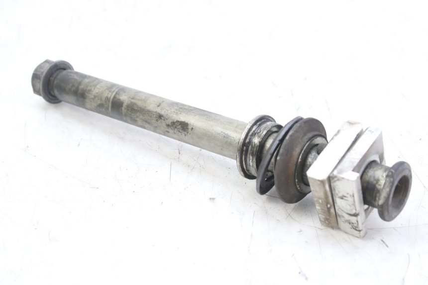 photo de AXE ROUE ARRIERE YAMAHA YZF R1 1000 (2007 - 2008)