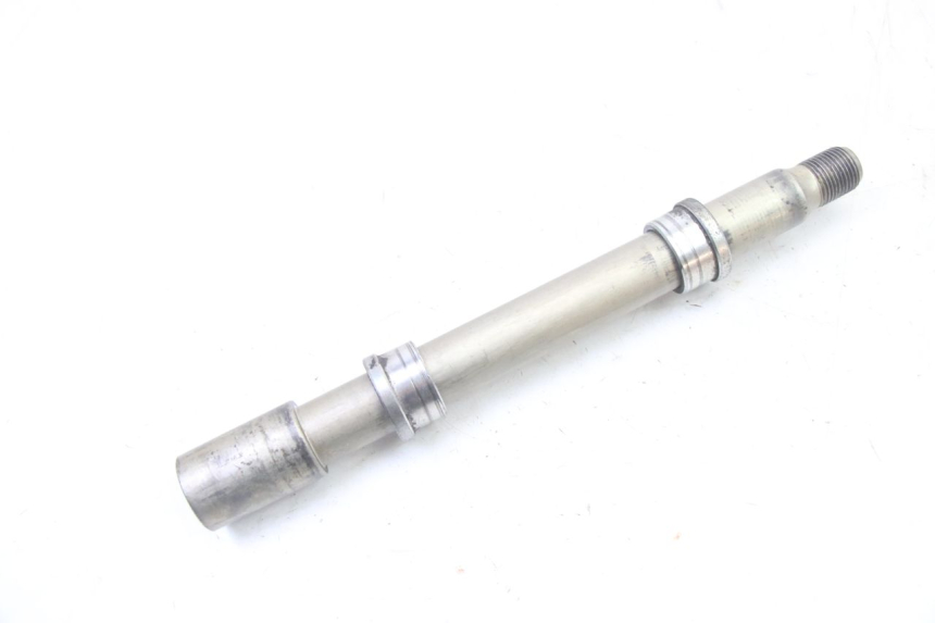 photo de AXE ROUE AVANT YAMAHA FZ6 FAZER S2 600 (2007 - 2011)