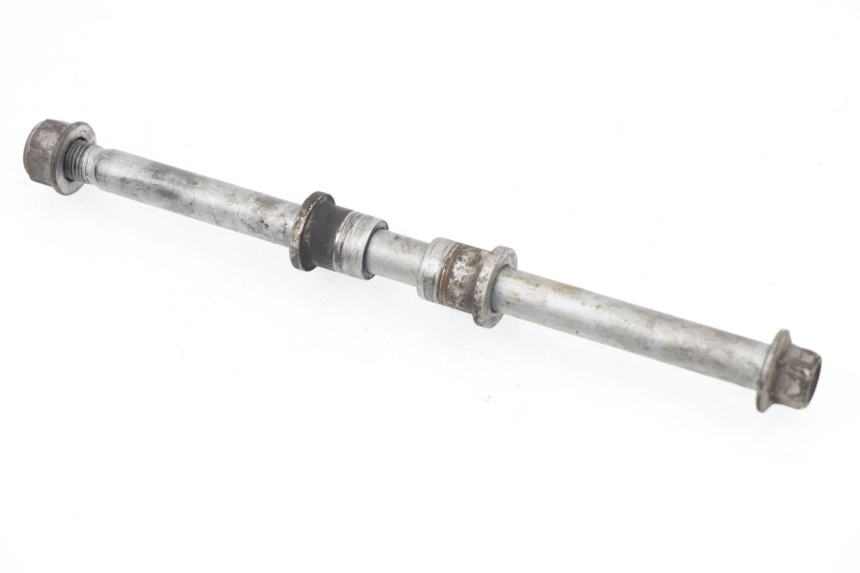 photo de AXE ROUE AVANT HONDA FES S-WING SWING ABS 125 (2007 - 2015)