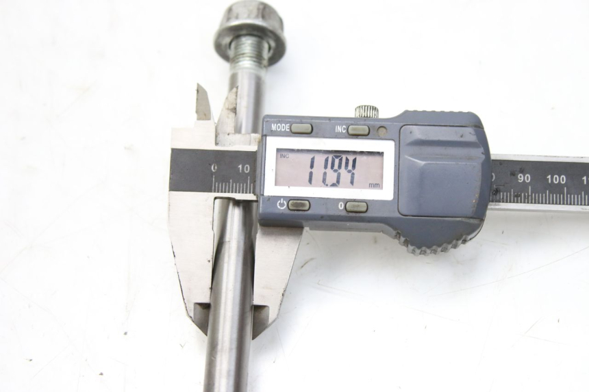 photo de AXE ROUE AVANT SYM HUSKY 125 (1999 - 2005)